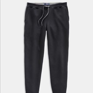BN Vineyard Vines Navy And Black Joggers Bundle